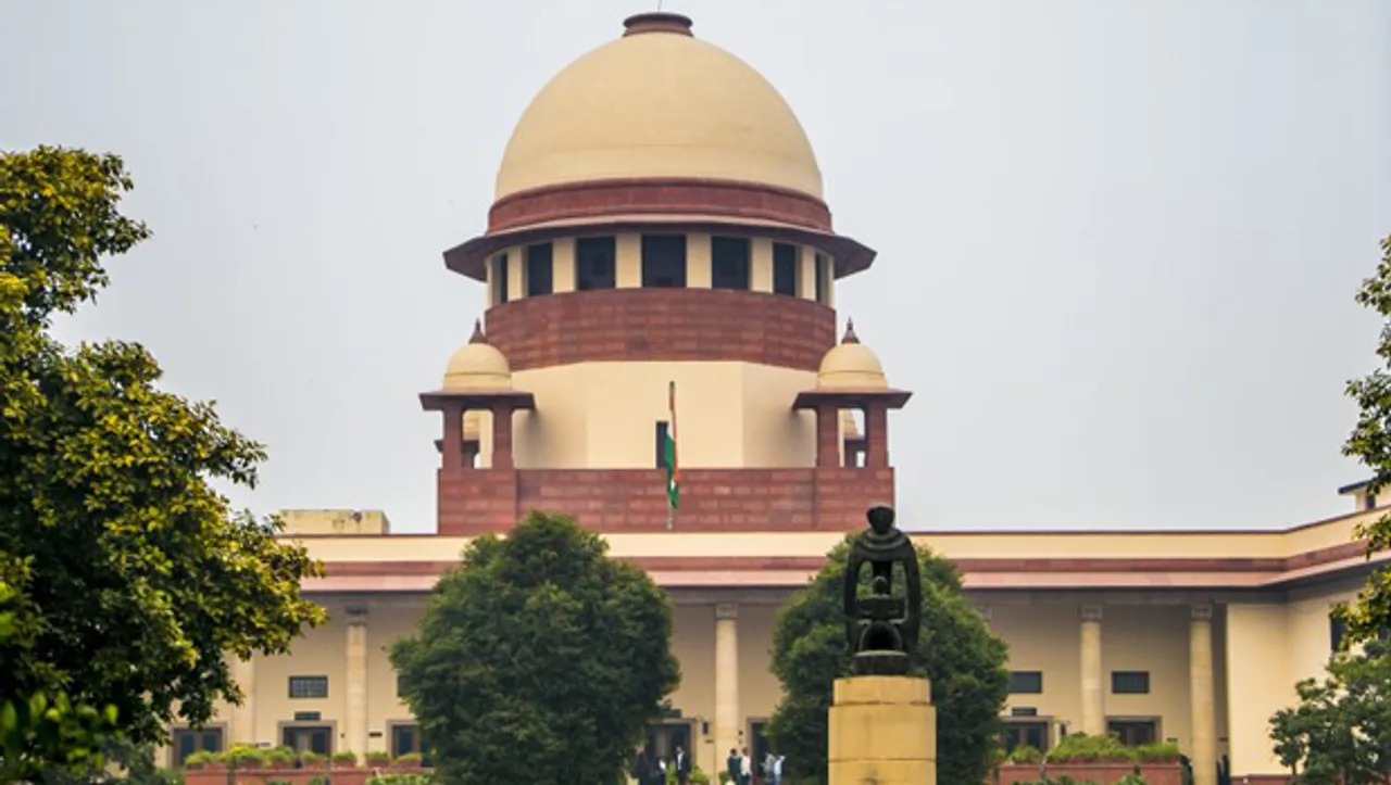 SC issues notice to Centre, states on plea seeking to restrain state govts from publishing ads outside territory