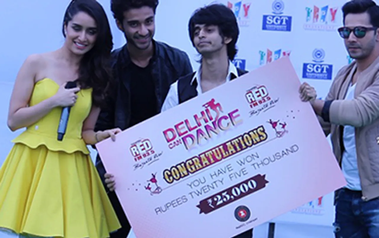 Red FM conducts 4-city Dancing Star Hunt with star cast of 'ABCD 2'