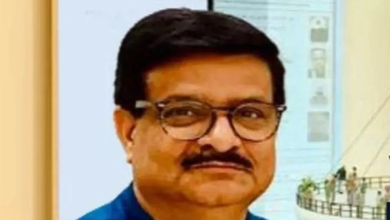 Satyendra Prakash assumes charge as Principal Director General, Press Information Bureau