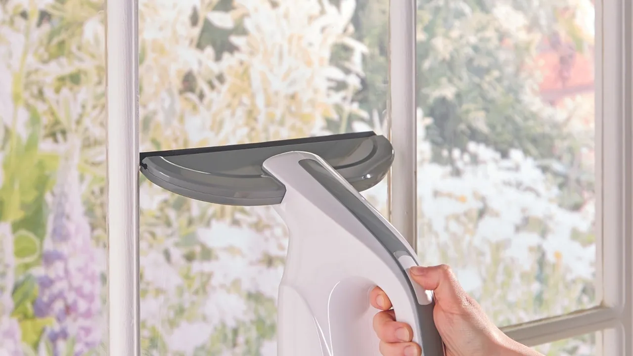 Aldi's Ambiano Electric Window Cleaner A Magic Solution to