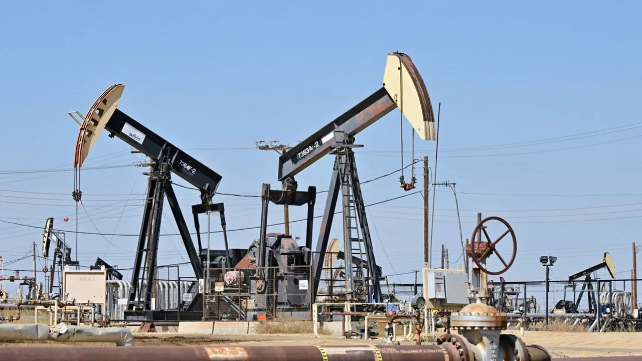 Possible Rally on the Horizon for SPDR S&P Oil & Gas Equipment