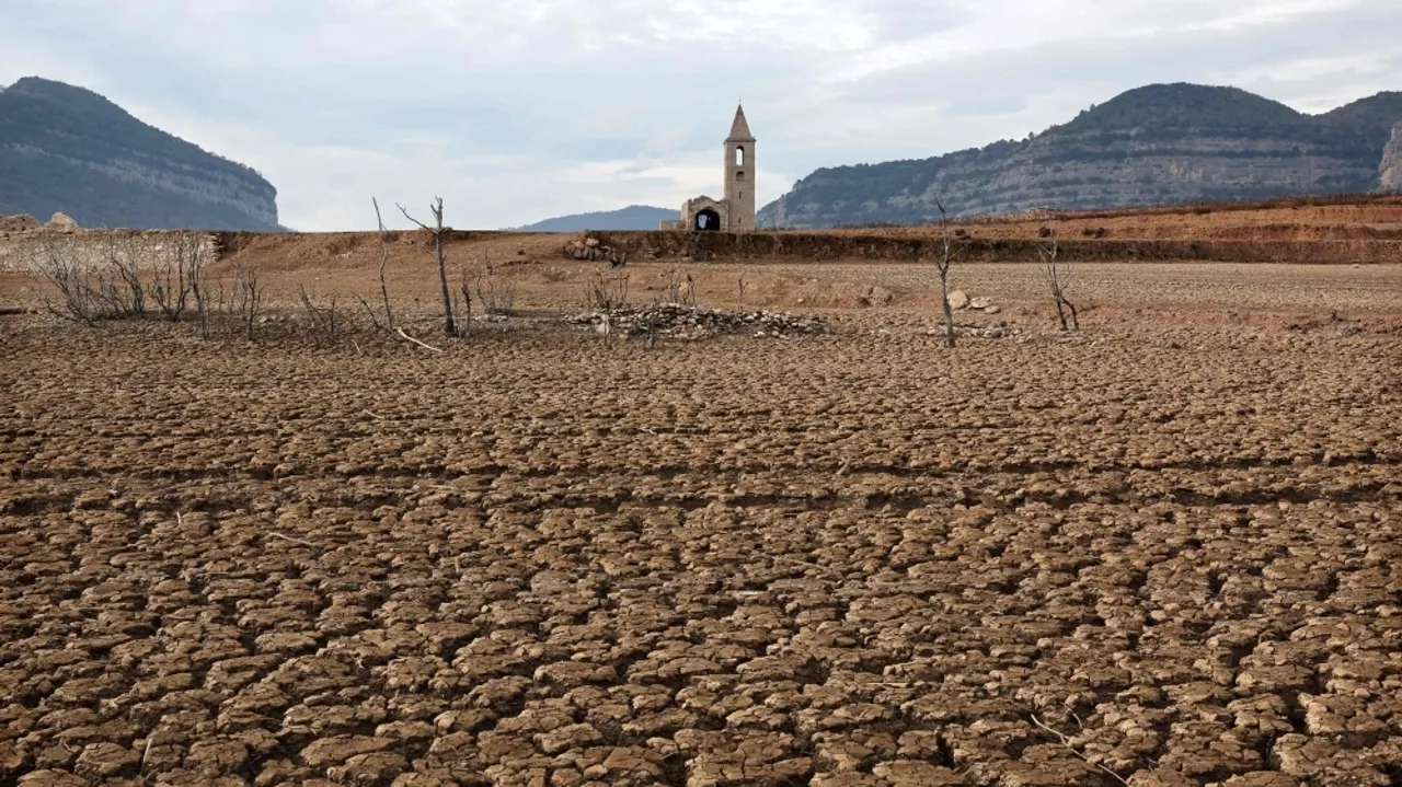 Advanced Spring in Bages, Catalonia: An Environmental Crisis Unfolds