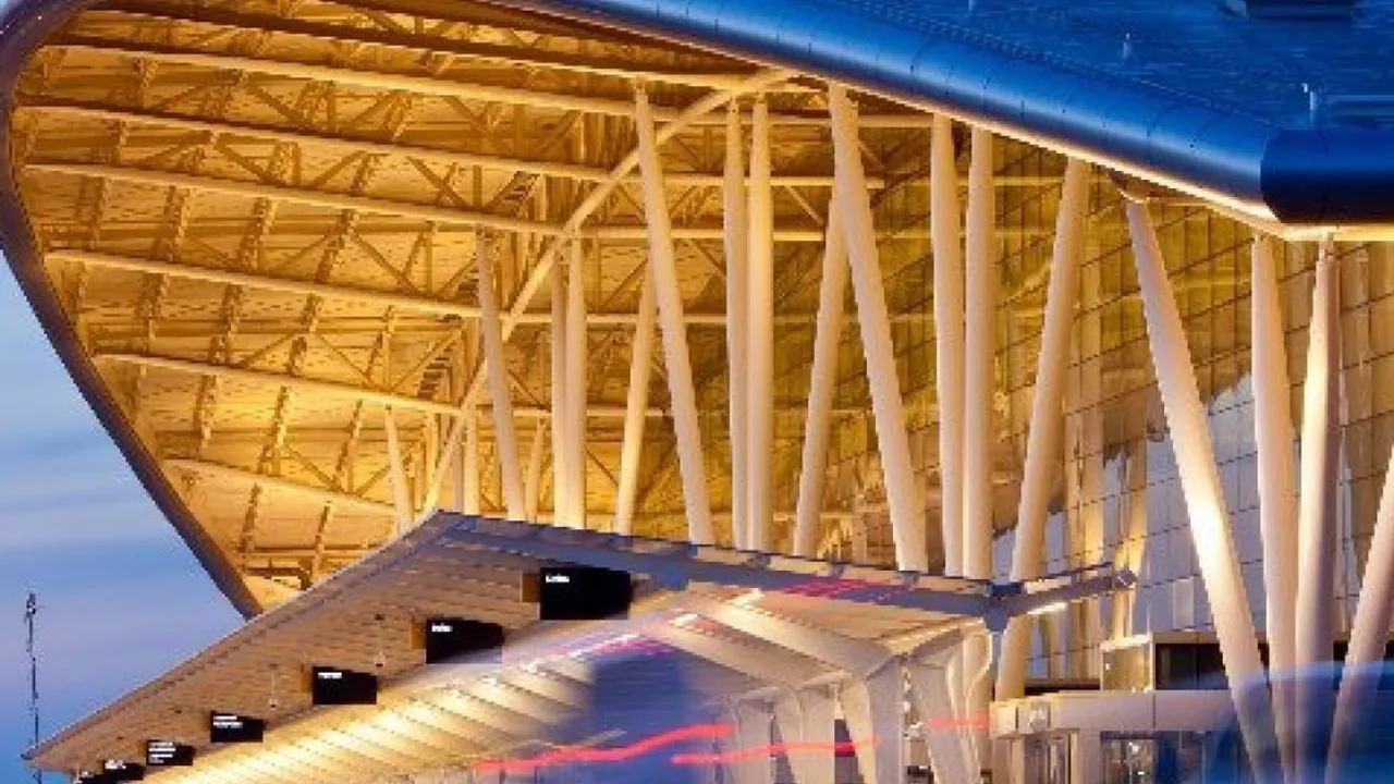 Indianapolis Airport Workers Fight for Union Rights: A Battle Against Historical Exclusions