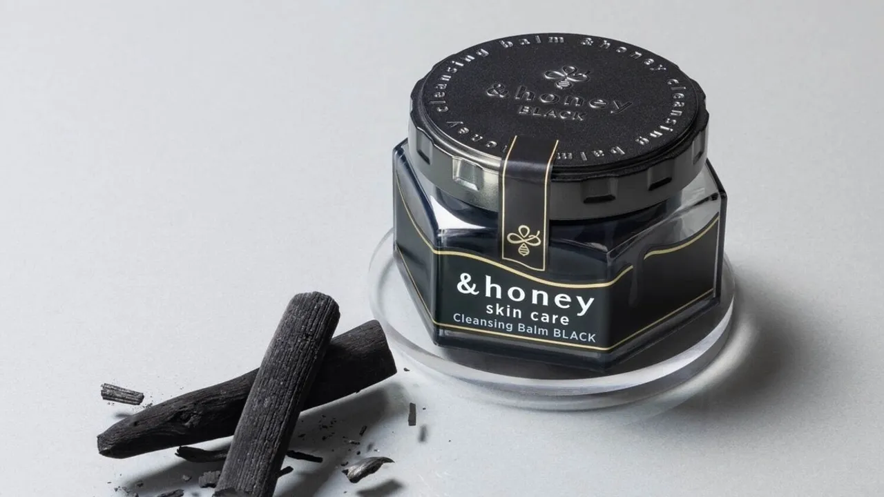 &honey Unveils Revolutionary Black Honey Cleansing Balm Charcoal & Mud