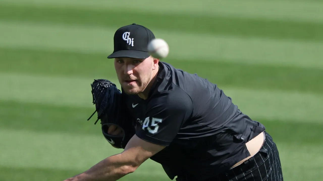 Garrett Crochet Dazzles in Spring Training Debut Against Dodgers