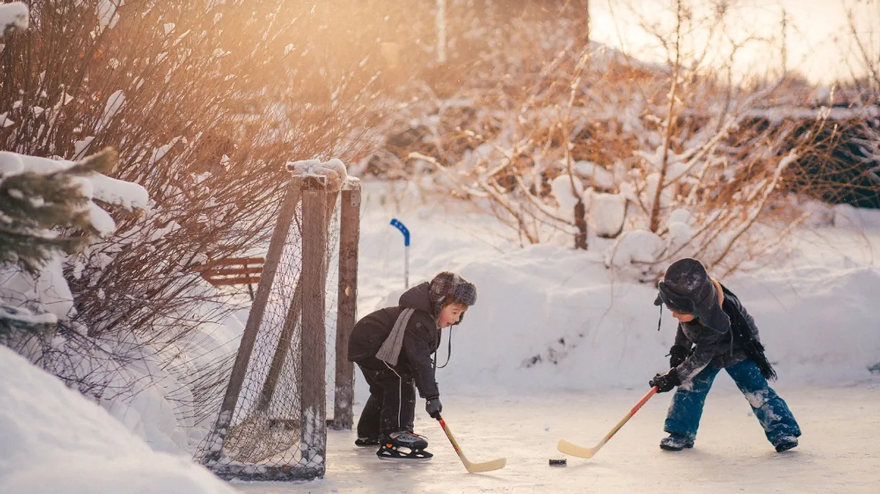 Pond Hockey Classic A Beloved Tradition on Thin Ice