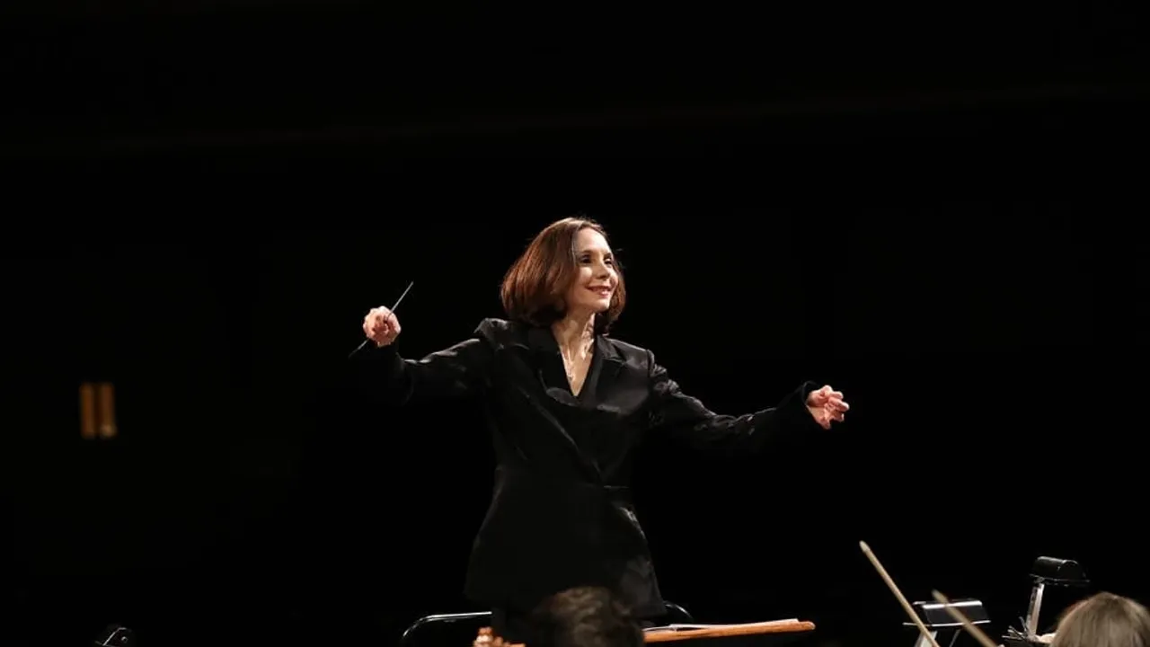 Symphony Tacoma Extends Sarah Ioannides' Contract to 2028-2029, Celebrates Artistic Excellence