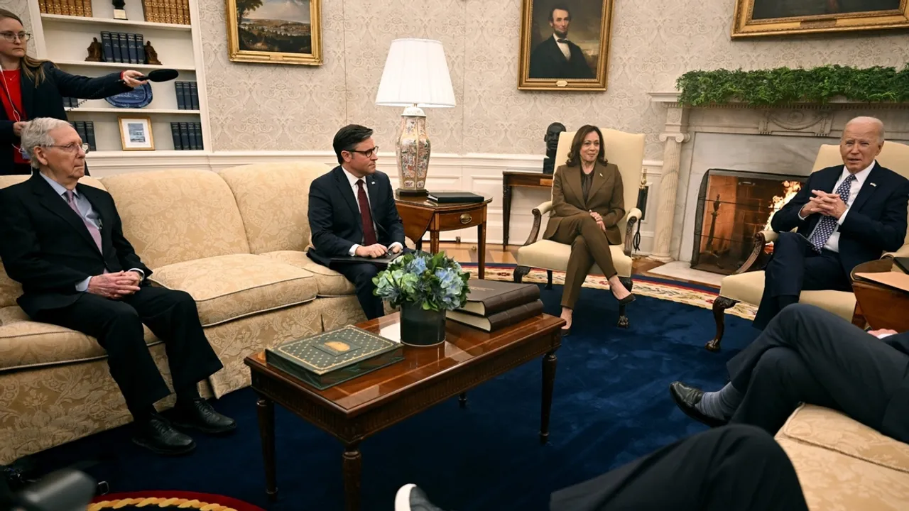 Biden to Confront Government Shutdown Threat in Crucial White House