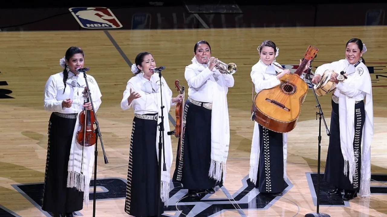 Milwaukee Bucks Host Noche Latina, Clippers Game Showcases Latin