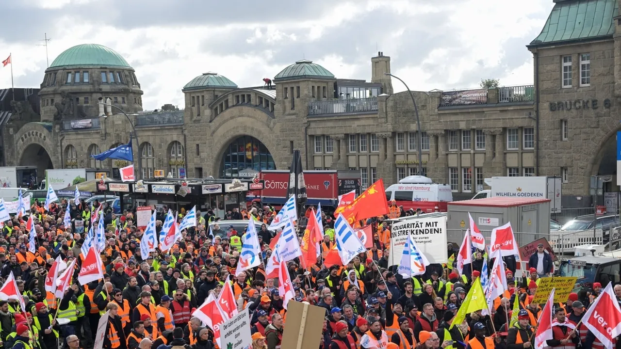 Germany Paralyzed: Transport Workers and Climate Activists Unite in Historic Strike