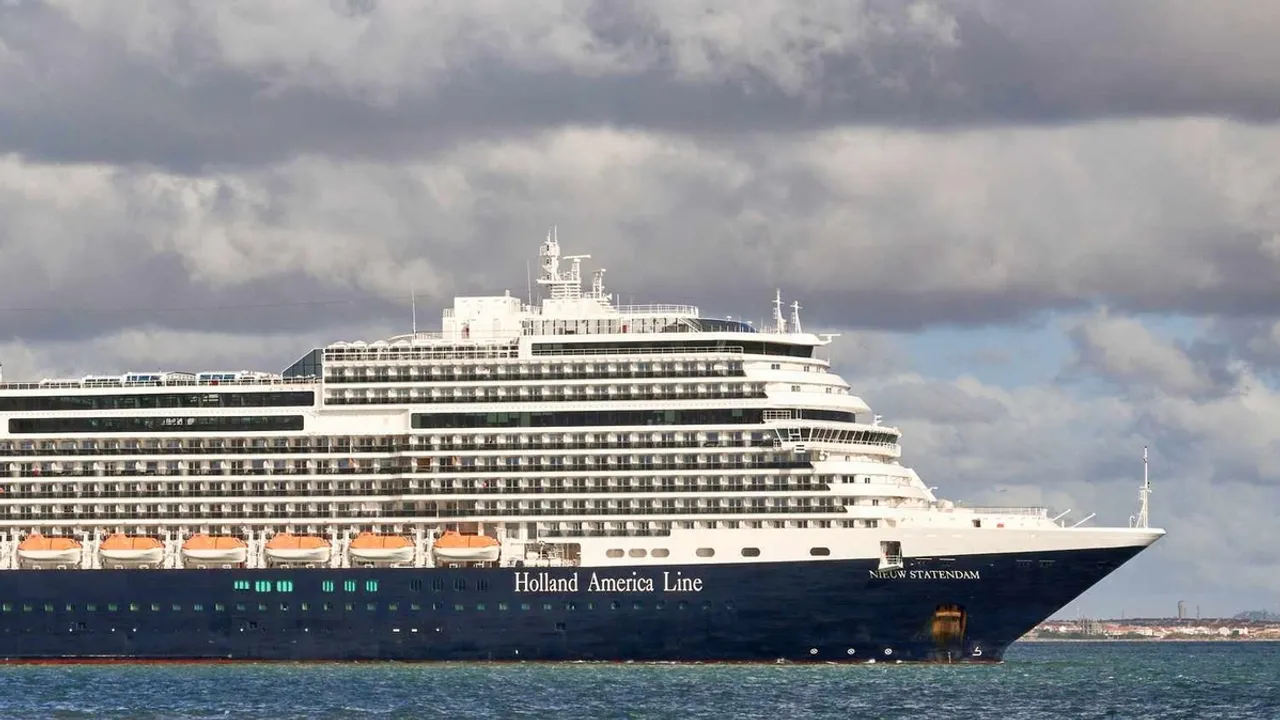 Tragic Incident Aboard Holland America: Two Crew Fatalities in Bahamas Engineering Space