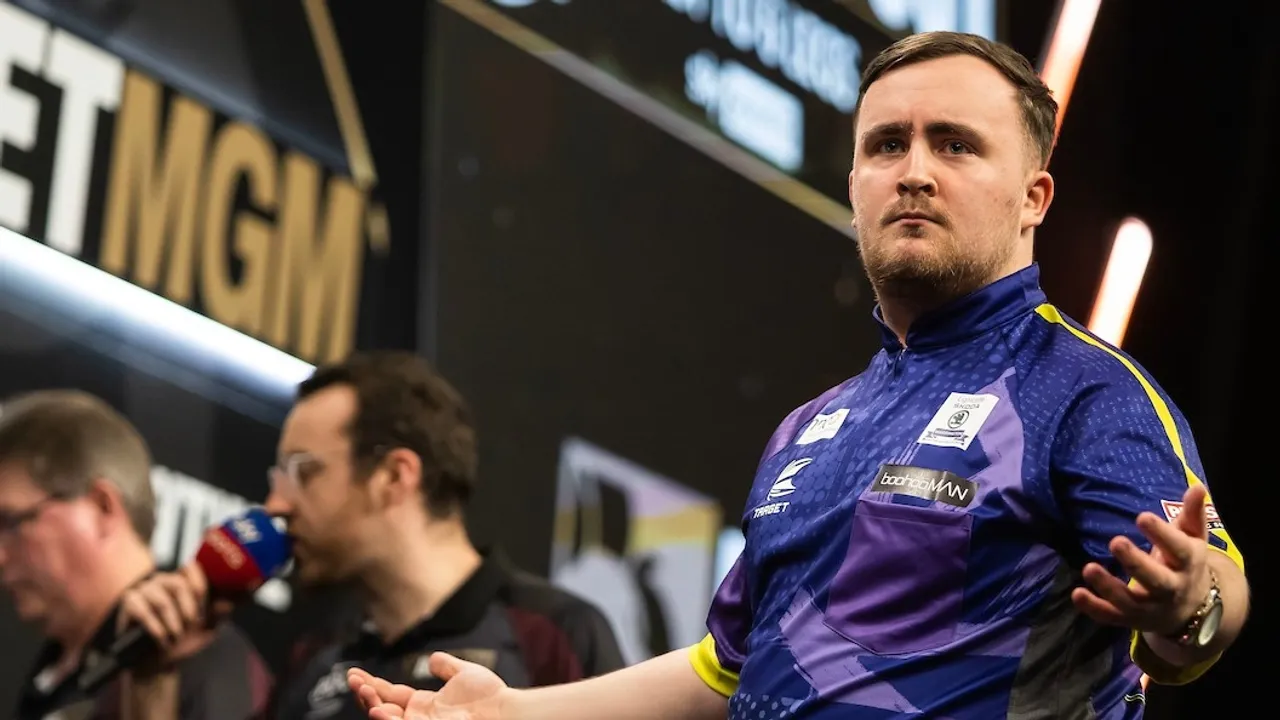 Premier League Darts Exeter Showdown Littler vs Smith in Riveting QuarterFinal