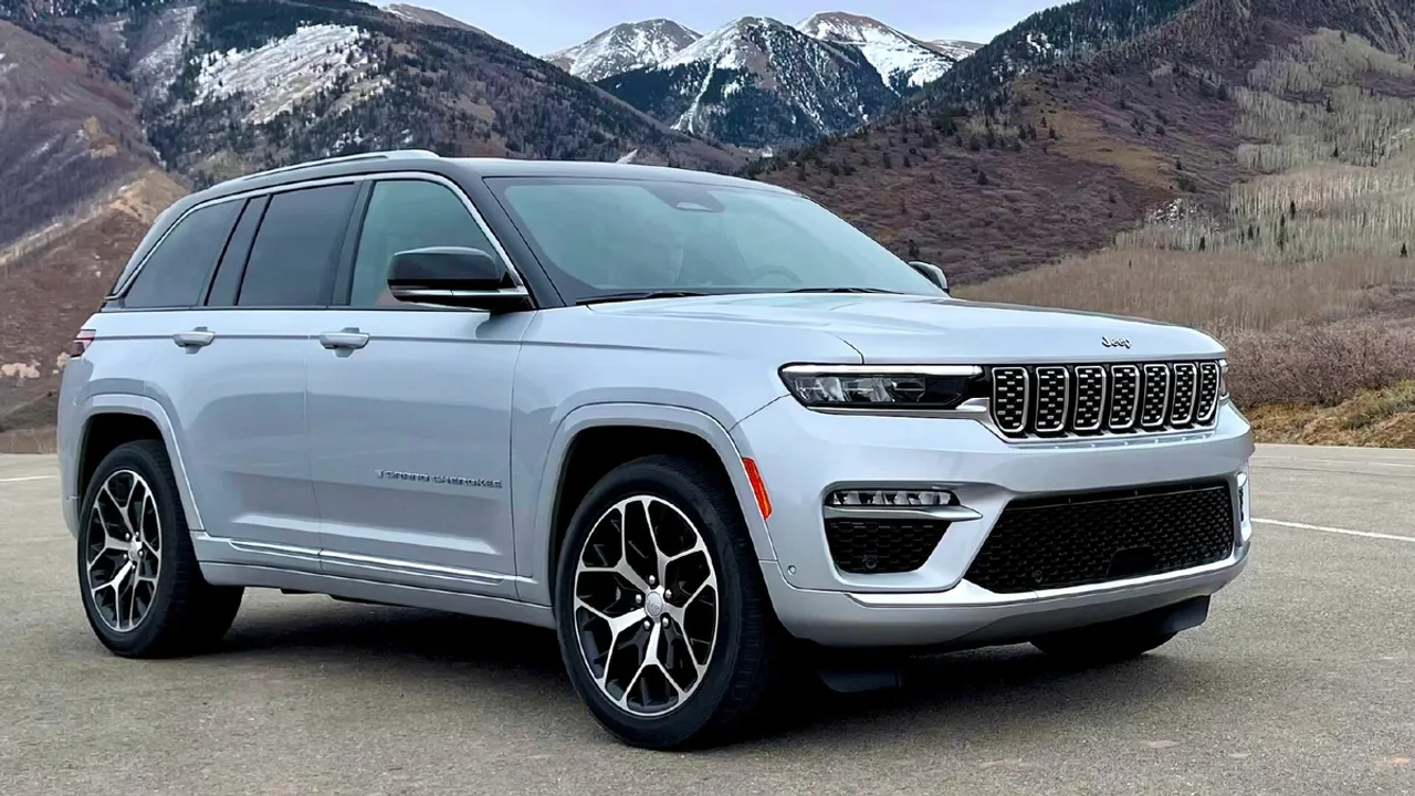 Jeep Cuts Prices on 2024 Grand Cherokee Models to Combat Inflation