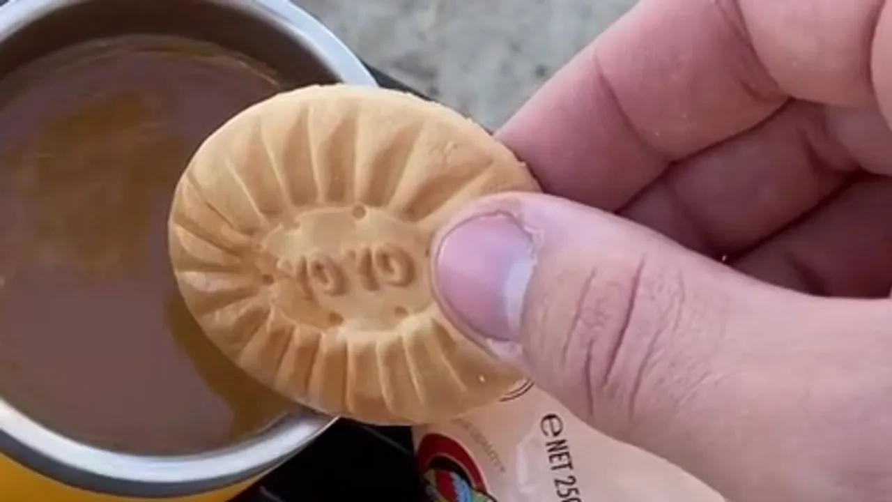 Arnott's YoYo Biscuits South Australia's Exclusive Snack Sparks National Craving