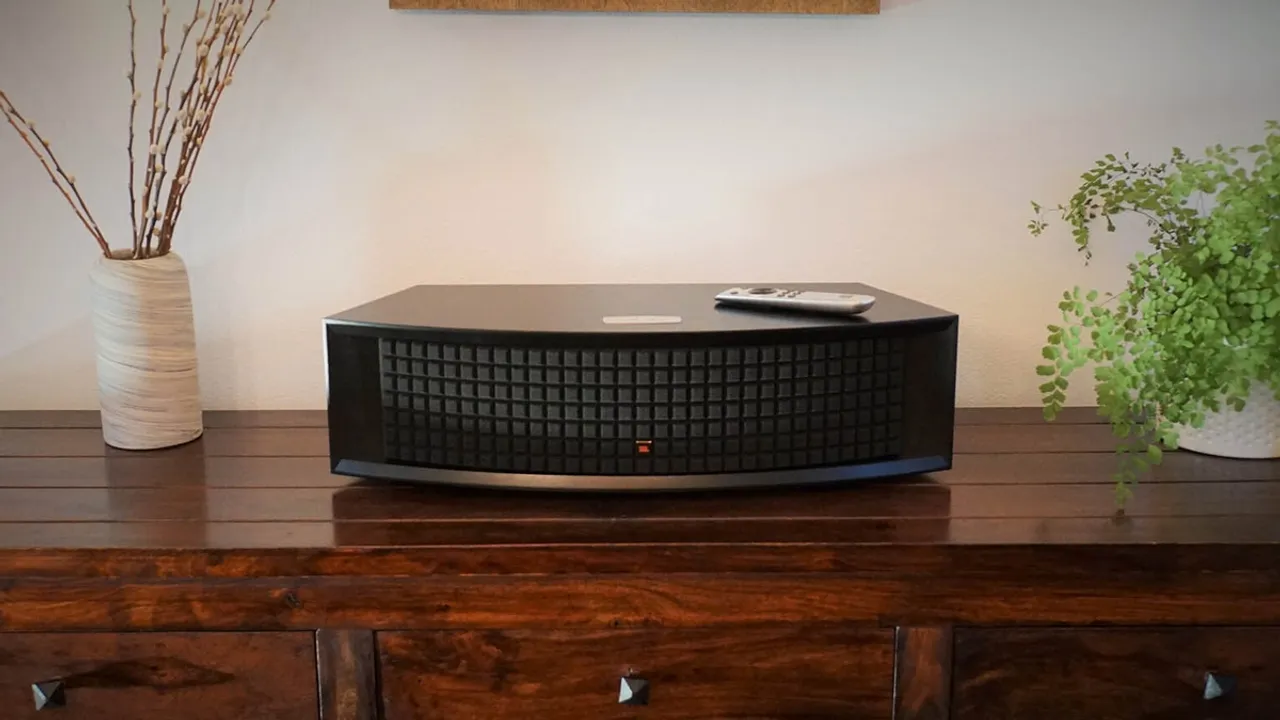 JBL L42ms: A Compact Powerhouse Merging Style and High-Resolution Audio