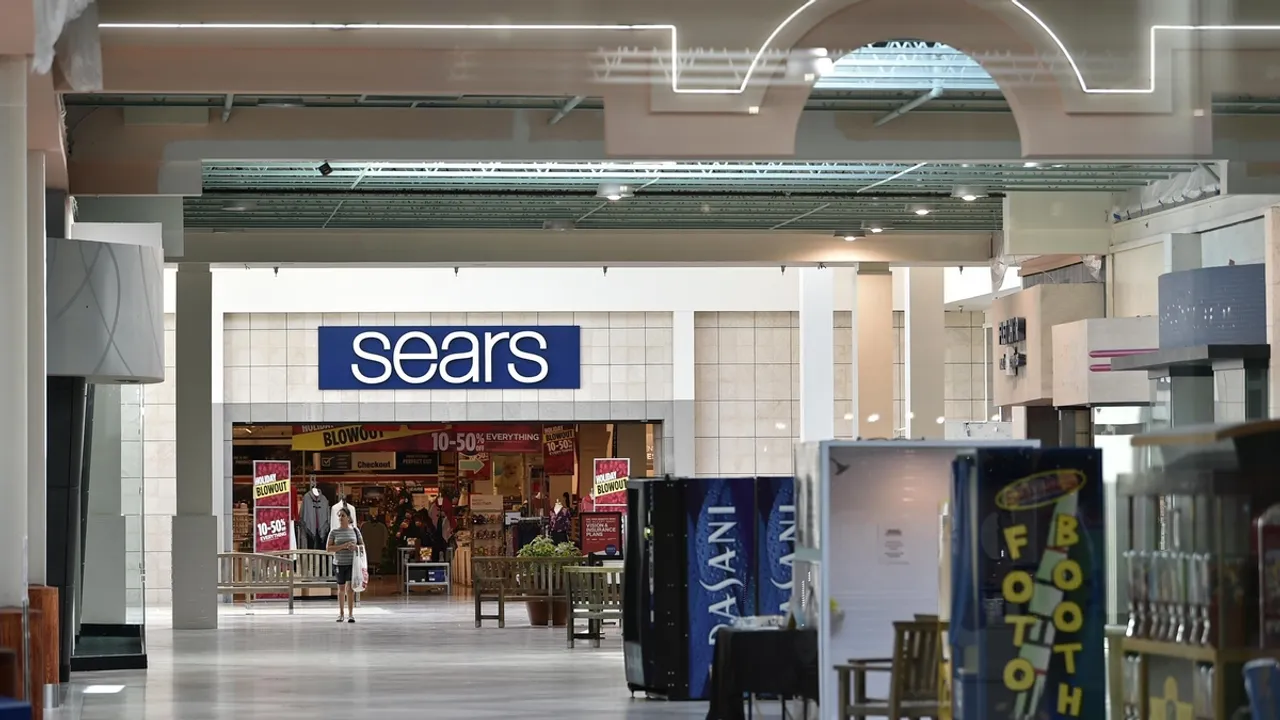 Reviving Retail Ruins: The Transformation of Rochester's Former Sears into a Self-Storage Haven