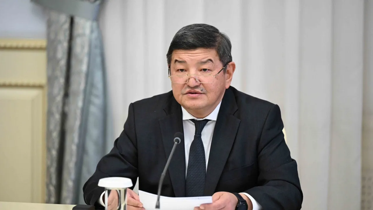 Kyrgyzstan, Uzbekistan, China to Boost Trade Ties: Japarov's Key Visit to Xinjiang