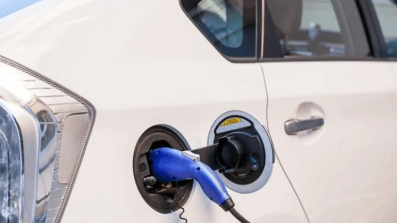 Optimal EV Charging Practices: Balancing Battery Health and Power Grid Demands