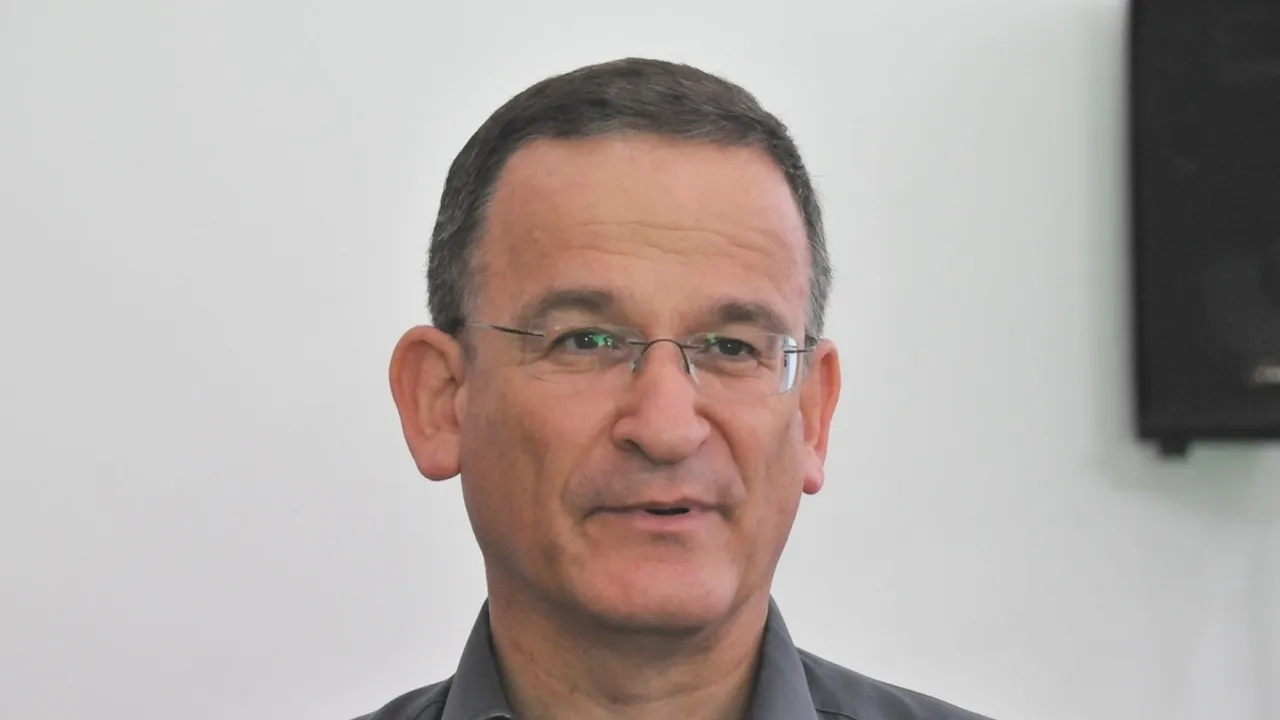 Navigating Crisis Israel's Identity Struggle Amid Judicial Reform and