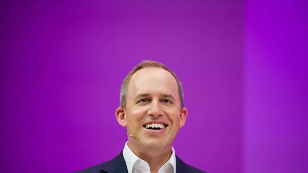 Bret Taylor Launches Sierra: Revolutionizing AI Chatbots for Businesses
