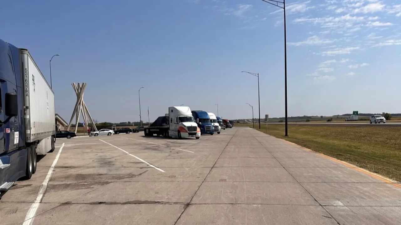 Mud Flaps Mandate for Larger Trucks A New Chapter in South Dakota's Traffic Safety Regulations