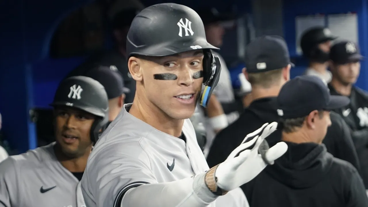 Yankees Star Aaron Judge Swaps Bat for Camera: Fans React to His Photography Attempt