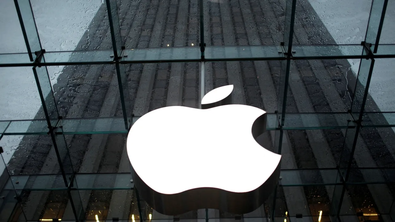 Apple's Compliance with EU's Digital Markets Act: Balancing Choice, Privacy, and Security