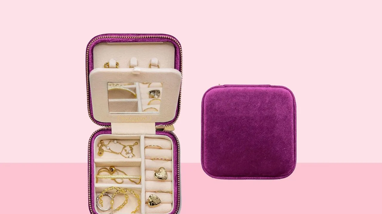 Amazon Offers Top Tech Gifts Under Rs 2,000 for Valentine's Day 2024