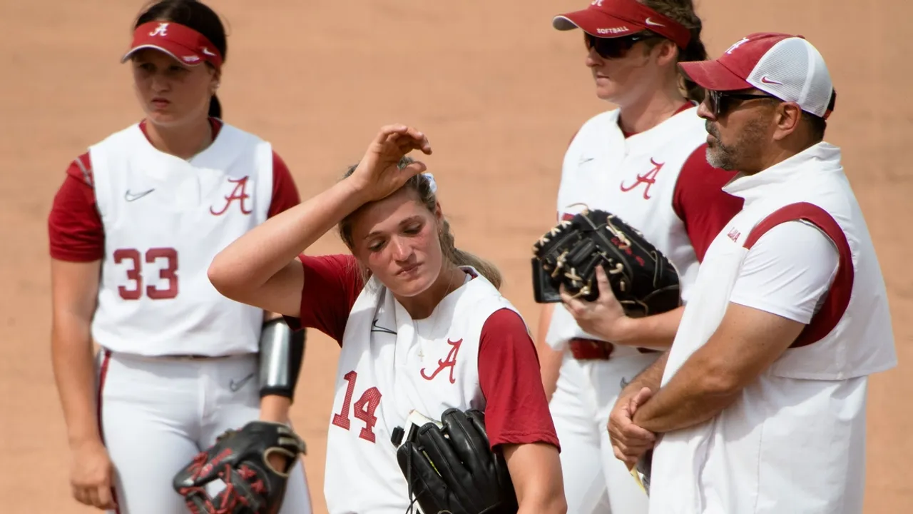 Alabama Crimson Tide Softball A Promising Start at the Buzz Classic
