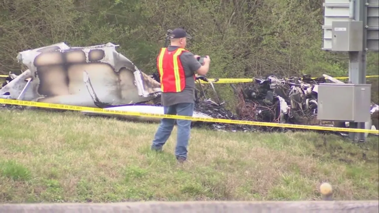 Single-Engine Plane Crash Closes I-40 East Lanes in West Nashville, Prompting Investigation