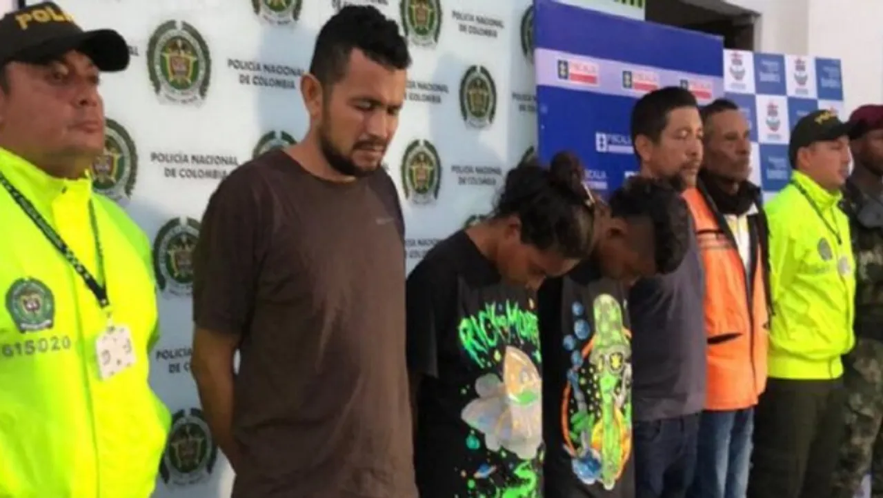 
Six alleged members of the criminal organization also known as the 'Clan del Golfo' were arrested in department of Bolivar
<BR>

Image Credit: Blu Santanderes
