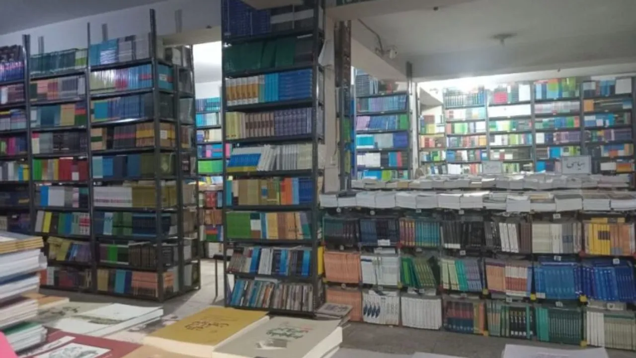 Book Printing Market Plummets as Over 50% of Publications Report Bankruptcy
<br>Image Credit: Salamwatandar
