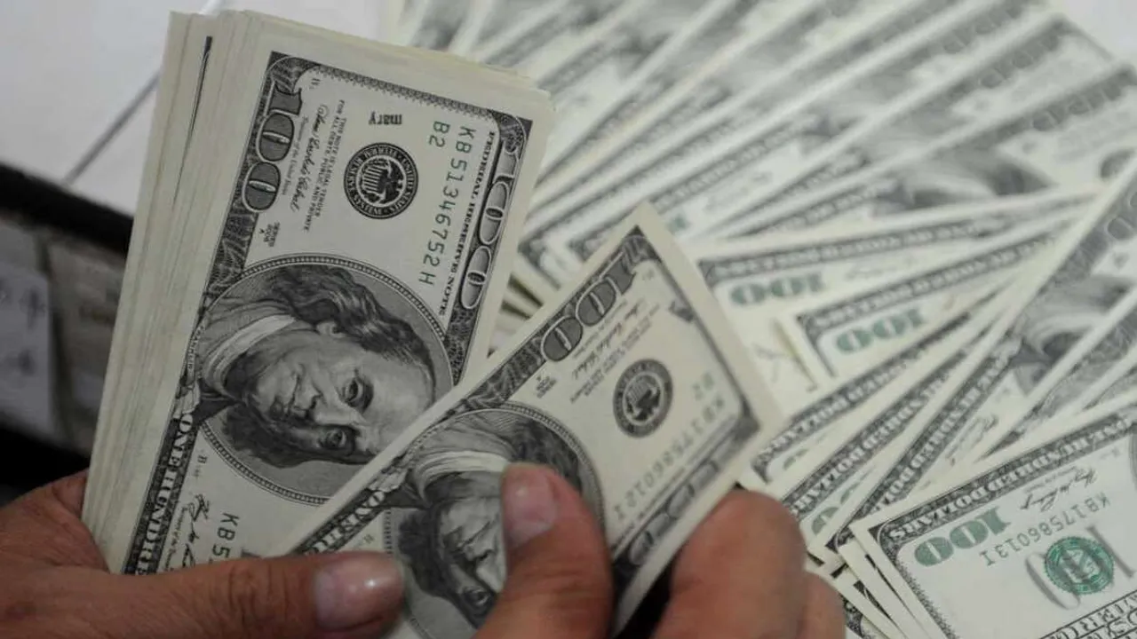 Dollar's Dominance in Jeopardy: Will the Era of 'King Dollar' Come to an End?