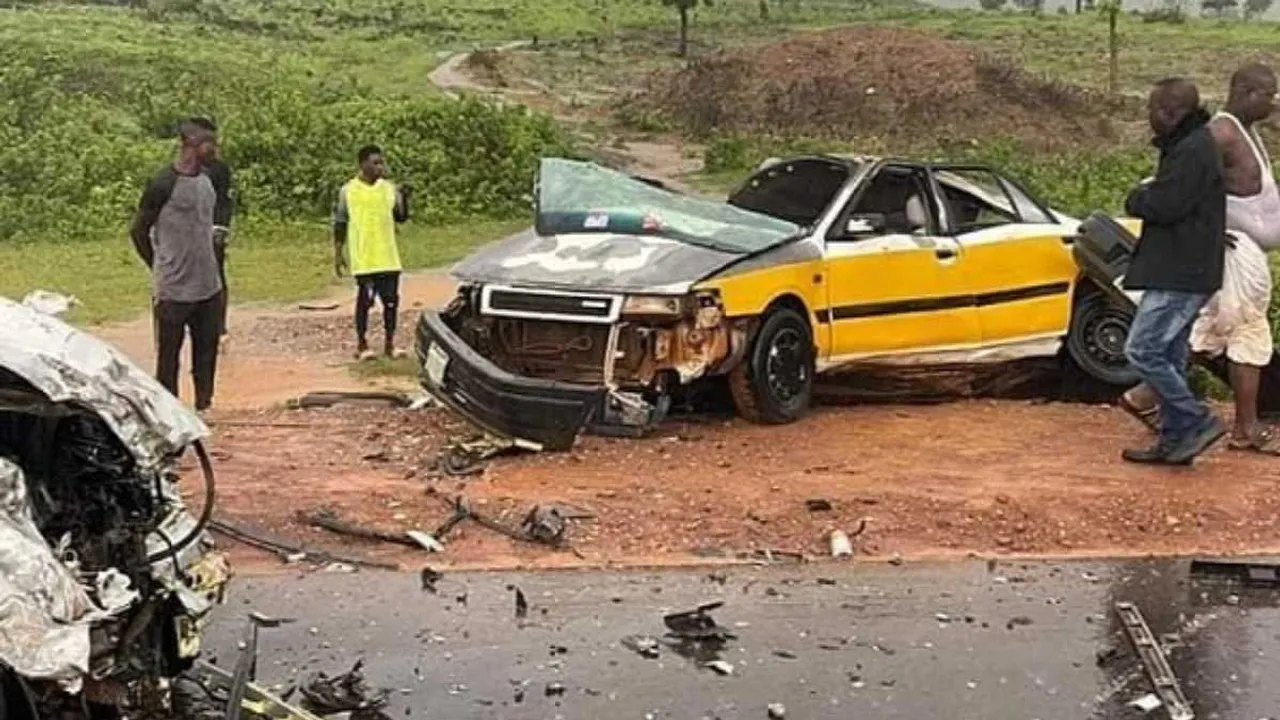 High-Speed Crash Claims a Dozen Lives and Leaves Ten Severely Injured in Niger
<br>
Image Credit: NaijAuto