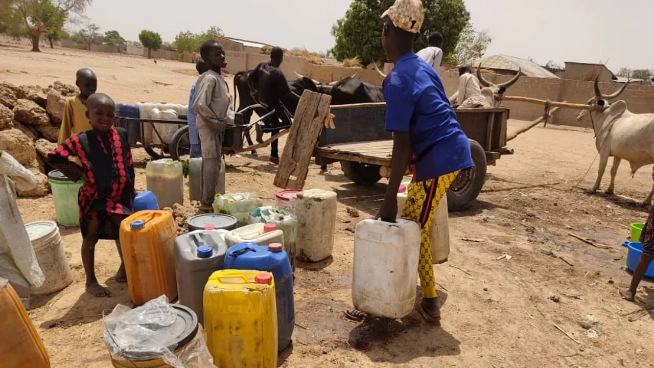  Residents of Sabongida community struggle to access clean drinking water.<br>Image Credit: Tracka.ng