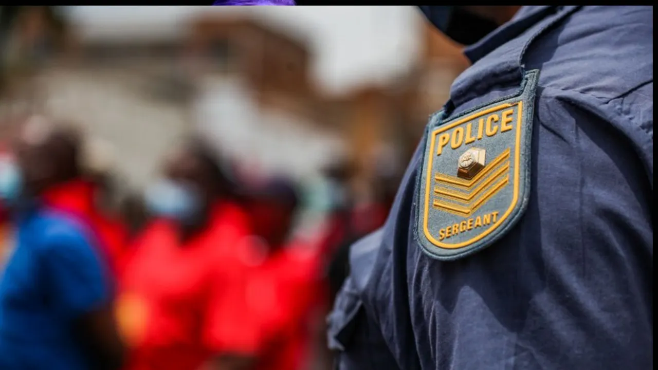 Provincial Police Commissioner Thembisile Patekile addressing the media about the rise in crime incidents during power outages.<br>Image Credit: SAPS