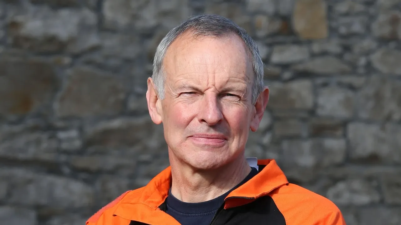 Winch Paramedic Duncan Tripp Awarded Pride of Britain for Heroic Rescue