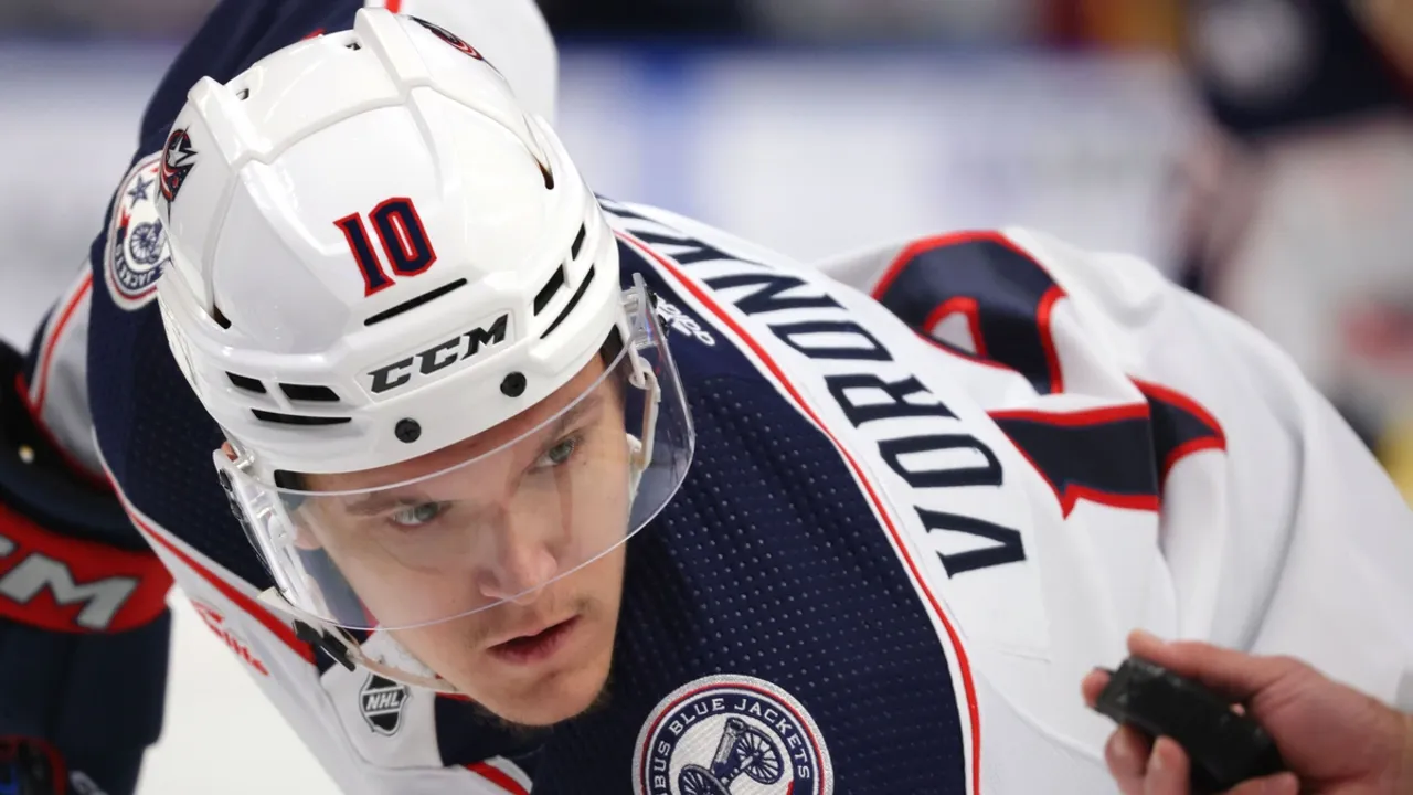 NHL Player Dmitry Voronkov Chooses to Stay with Columbus Blue Jackets Amid Talks with Ak Bars