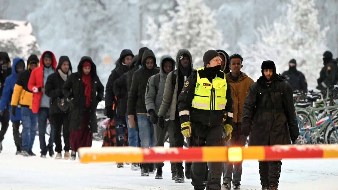 Finland Shuts Entire Border With Russia Amid Unusual Surge of Asylum Seekers
