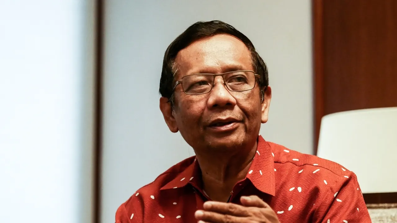 Indonesia's Presidential Race Begins: Ganjar-Mahfud Md Outlines Vision for a Superior Indonesia