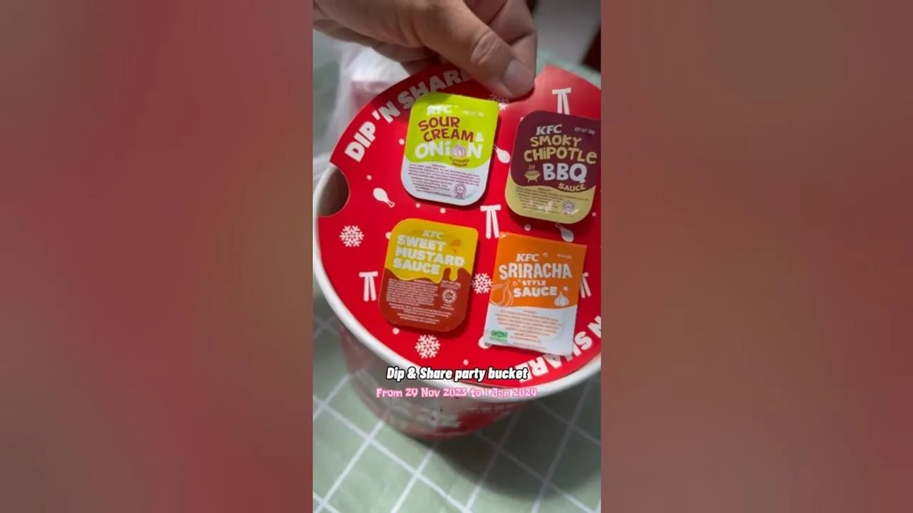 Festive Delights from KFC Singapore: The Dip Share Bucket and More