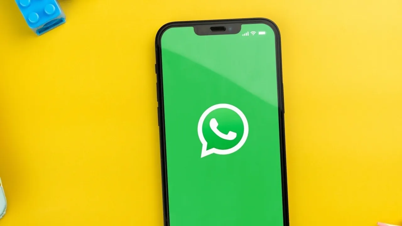 Whatsapp Beta Update Introduces Shortcut For Ai Powered Chats 2692