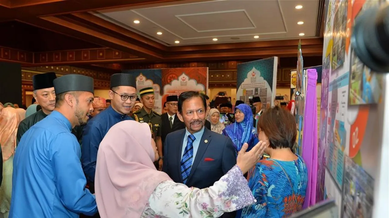 Sultan of Brunei Stresses 21st Century Skills for Students, Eyeing