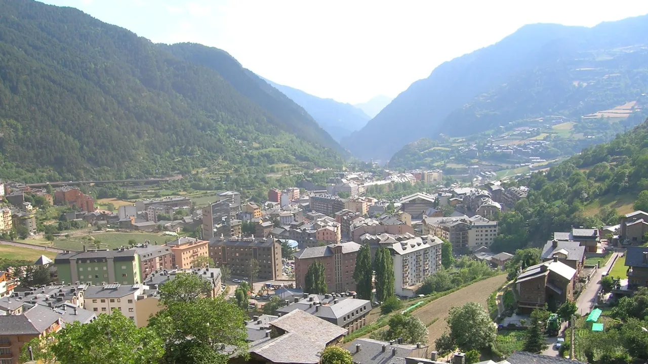 Encamp, Andorra: A Town at the Crossroads of Urban Development
