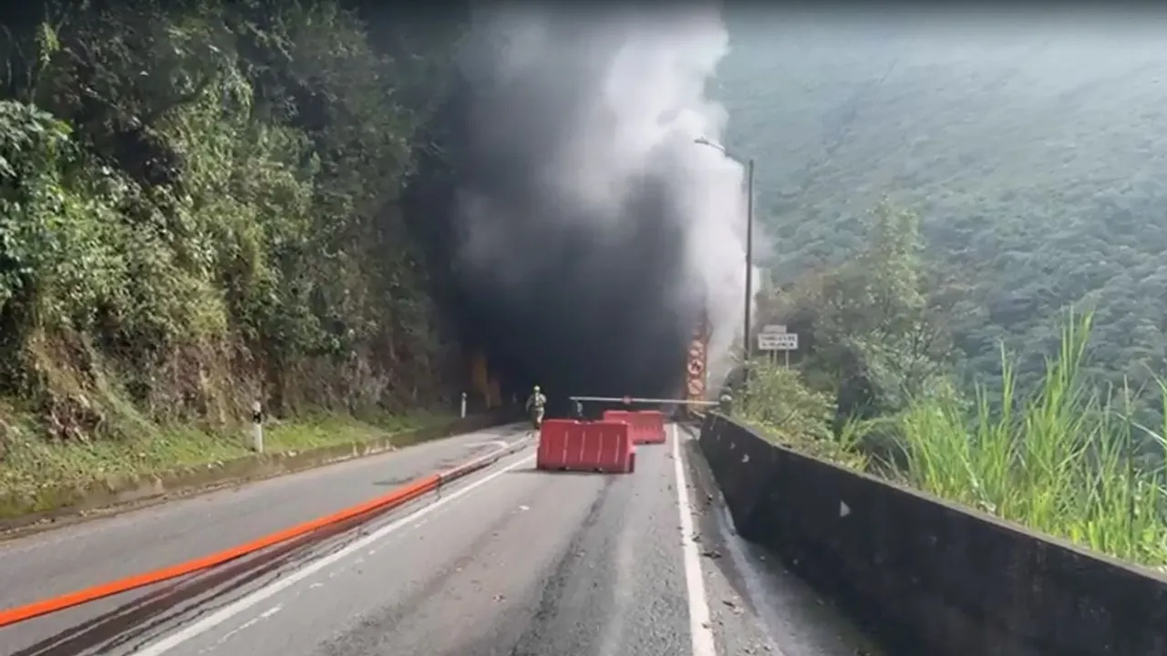 Gas Tanker Explosion in Colombia's Quebrada Blanca Tunnel: A Catastrophe Unfolds