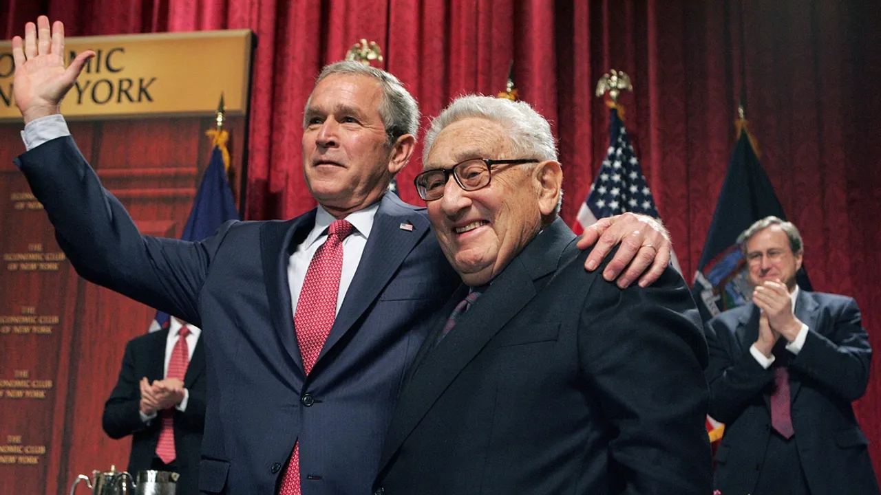 Henry Kissinger Envisions a 'New World Order'