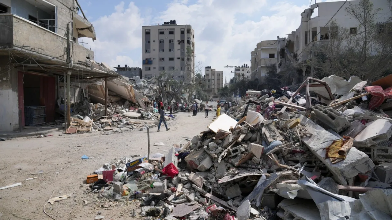 Senate Democrats Urge Biden to Safeguard Civilians in Gaza