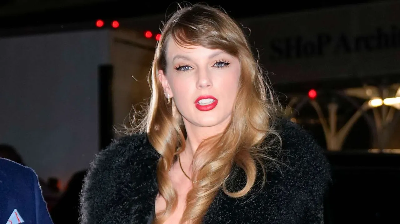 Taylor Swift Surprises with Appearance at 'Poor Things' Premiere