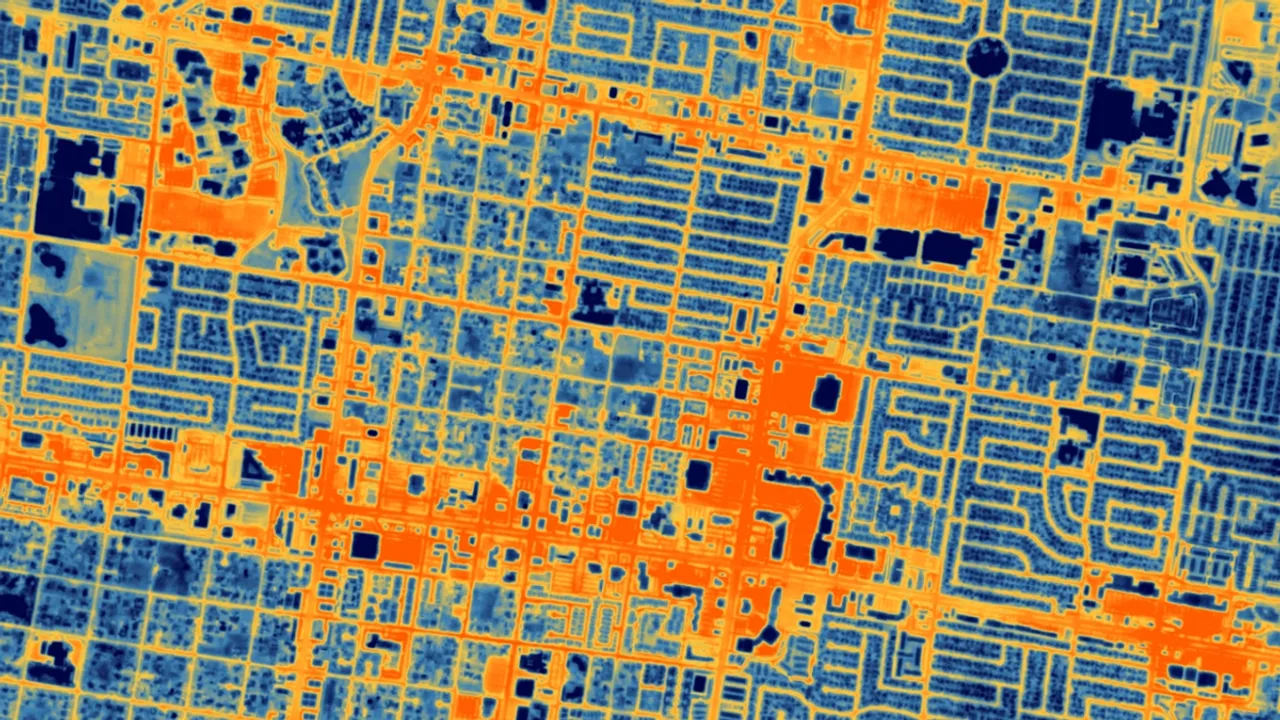 HOTSAT-1 Satellite Images Highlight Urban Heat Island Effect at COP28 Summit