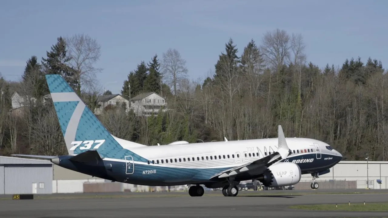Boeing Reports Reduced Net Loss, Faces Safety Concerns Amid 737 Max 9